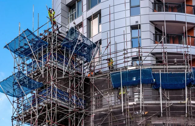 bristol, construction, scaffold, scaffolding, safety, work, worker, access, platform, architecture, hardhat, contractor, scaffold, scaffold, scaffolding, scaffolding, scaffolding, scaffolding, scaffolding, contractor. Autorisationer i byggebranchen: hvad de dækker, og hvordan de tjekkes